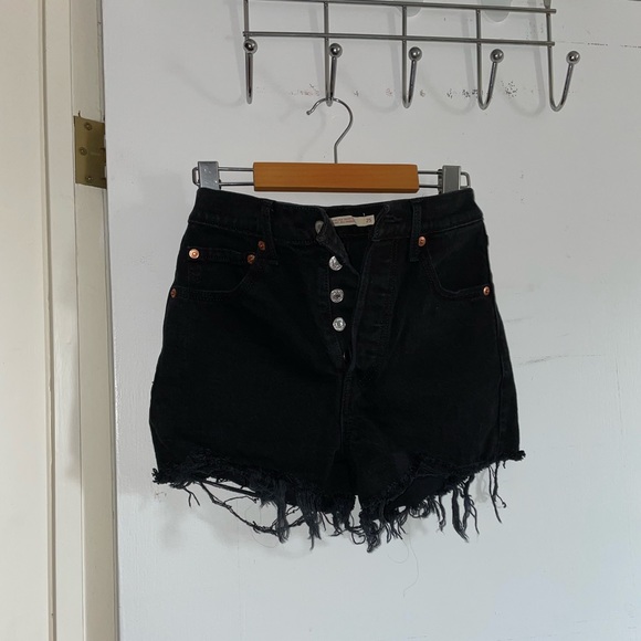 Levis rib cage denim shorts - Picture 1 of 5